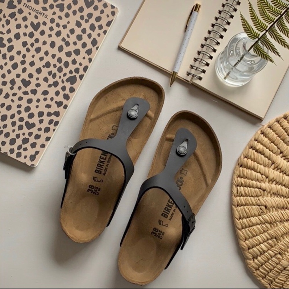 ❤... Birkenstock Sandals - Picture 1 of 5